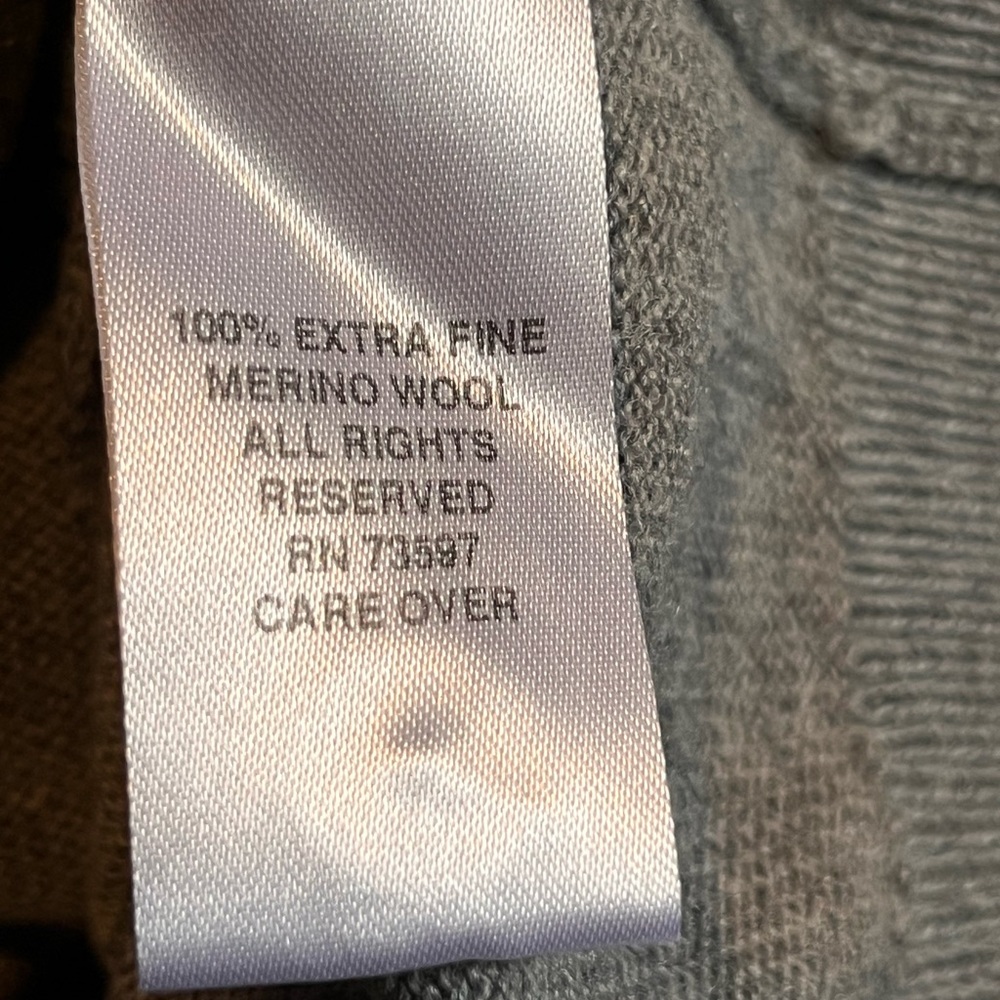 Patrick James Grey Three Button Pullover Wool Swe… - image 4